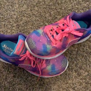 Girls Skechers athletic shoes
